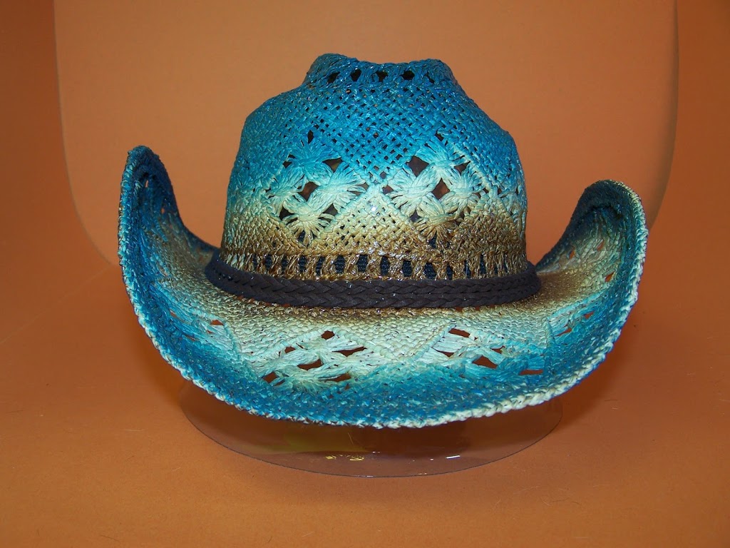 Les Chapeaux des Gorewiches | 520 Rue Notre Dame, Saint-Tite, QC G0X 3H0, Canada | Phone: (418) 365-1324