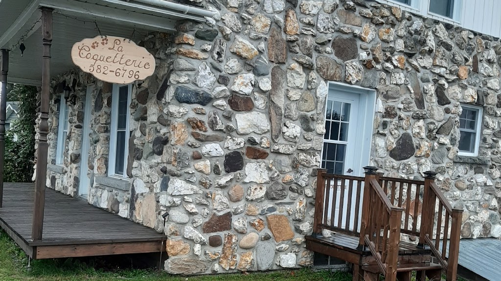La Coquetterie | 259 1re Avenue N, Saint-Gédéon-de-Beauce, QC G0M 1T0, Canada | Phone: (418) 582-6796