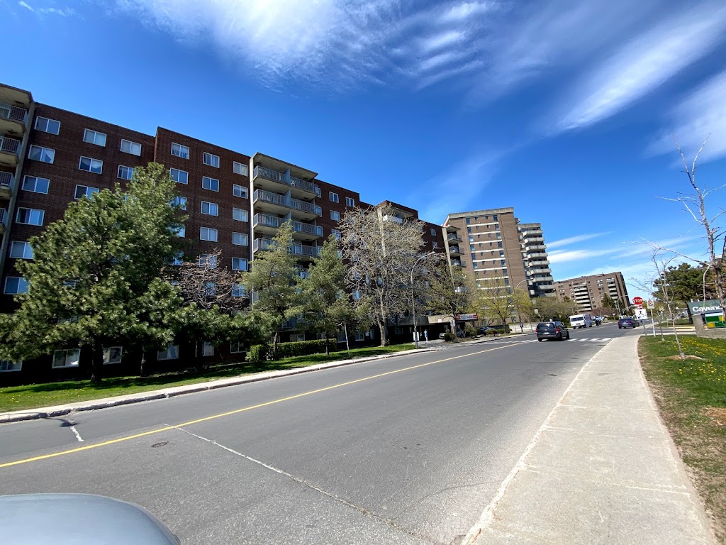 Habitations Mackle (Les) | 6655 Chem. Mackle, Côte Saint-Luc, QC H4W 2Y3, Canada | Phone: (514) 489-8937