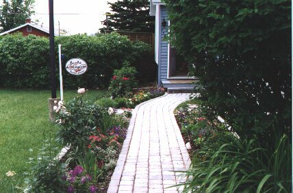 Ecole De Bilinguisme | 1420 Rue Caron, Sherbrooke, QC J1K 2H5, Canada | Phone: (819) 564-1767