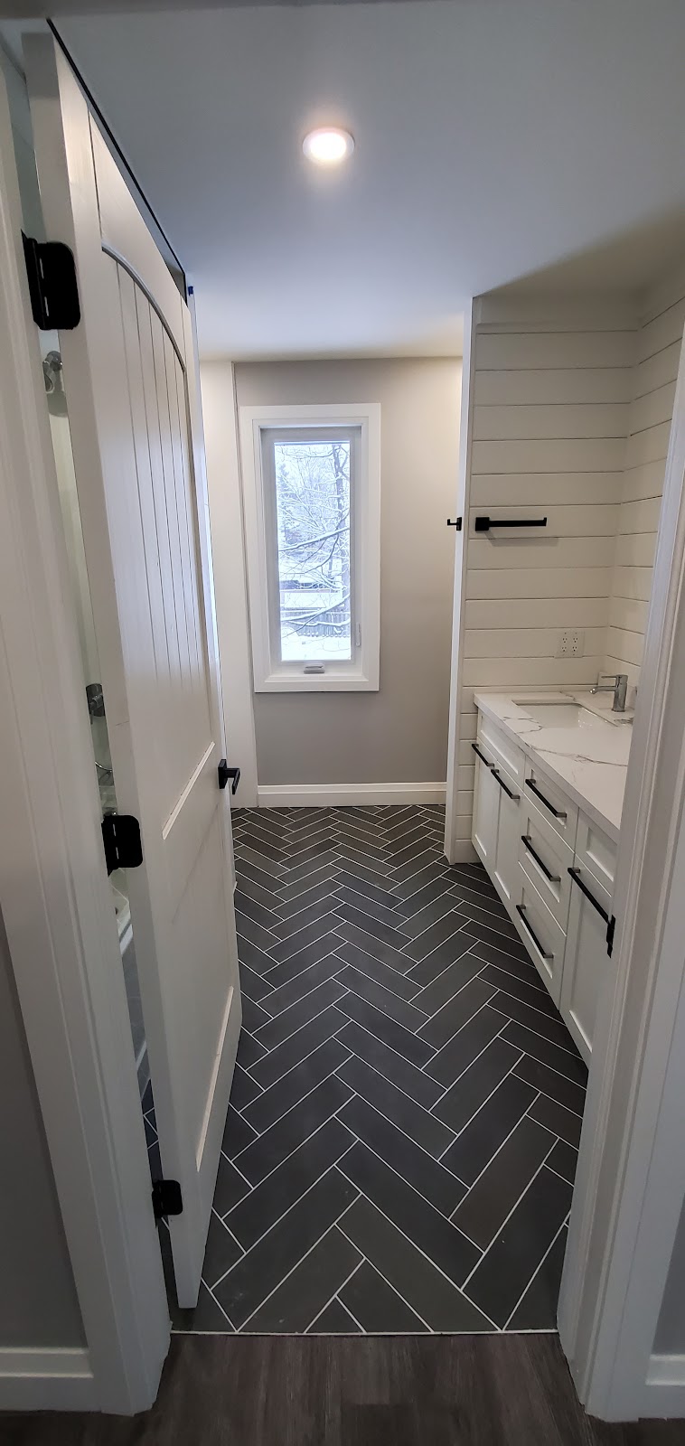 The North Shore | 131A N Shore Ln, Madoc, ON K0K 2K0, Canada | Phone: (905) 981-8730