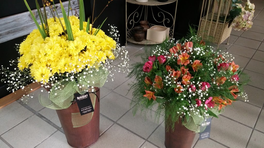 Bouquet De Campagne | 18 Rue Alcide-Savoie, Sherbrooke, QC J1C 0T4, Canada | Phone: (819) 846-4441
