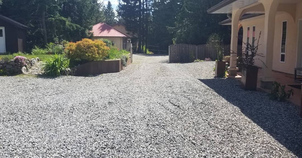 Walts Towing & Automotive Svc | 1019 Rosamund Rd, Gibsons, BC V0N 1V3, Canada | Phone: (604) 886-9500