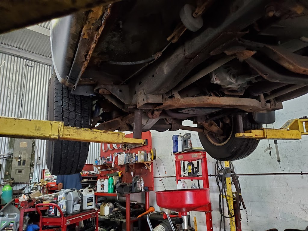 Garage Clency | 1716 Rue Soucy, Saint-Hubert, QC J4T 1A3, Canada | Phone: (450) 486-7775