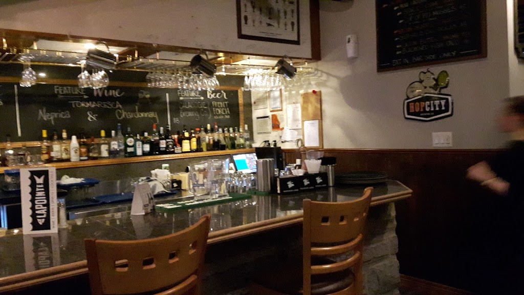 Lapointe Seafood Grill Kanata | 60 Colchester Square, Kanata, ON K2K 2Z9, Canada | Phone: (613) 599-1424