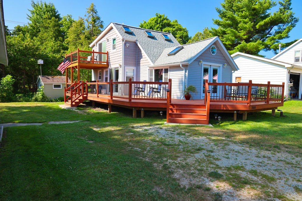Ivy Surprise Vacation Rental | 7404 Ivy Rd, Lexington, MI 48450, USA | Phone: (810) 377-5631