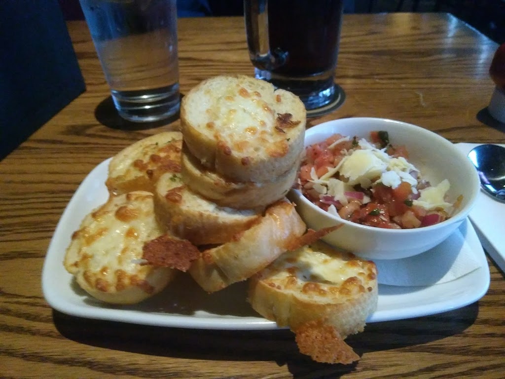 Original Joes Restaurant & Bar | 3681 Portage Ave, Winnipeg, MB R3K 2G6, Canada | Phone: (204) 897-7490