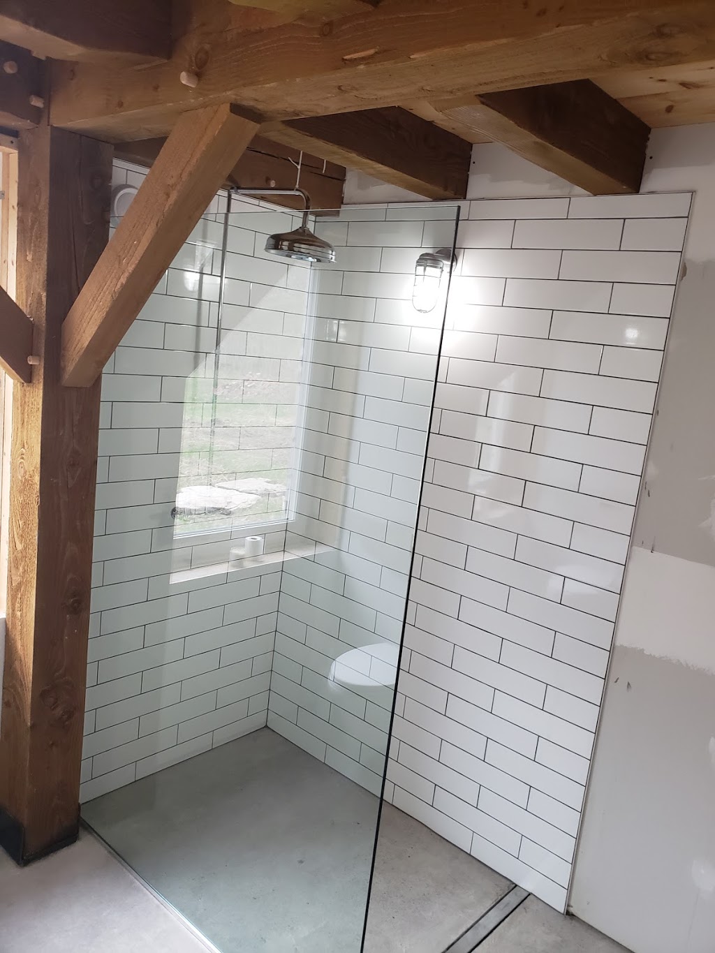 Vics Glass Windows and Doors | 469 Ridge Rd PO419, Stirling, ON K0K 3E0, Canada | Phone: (613) 395-5023