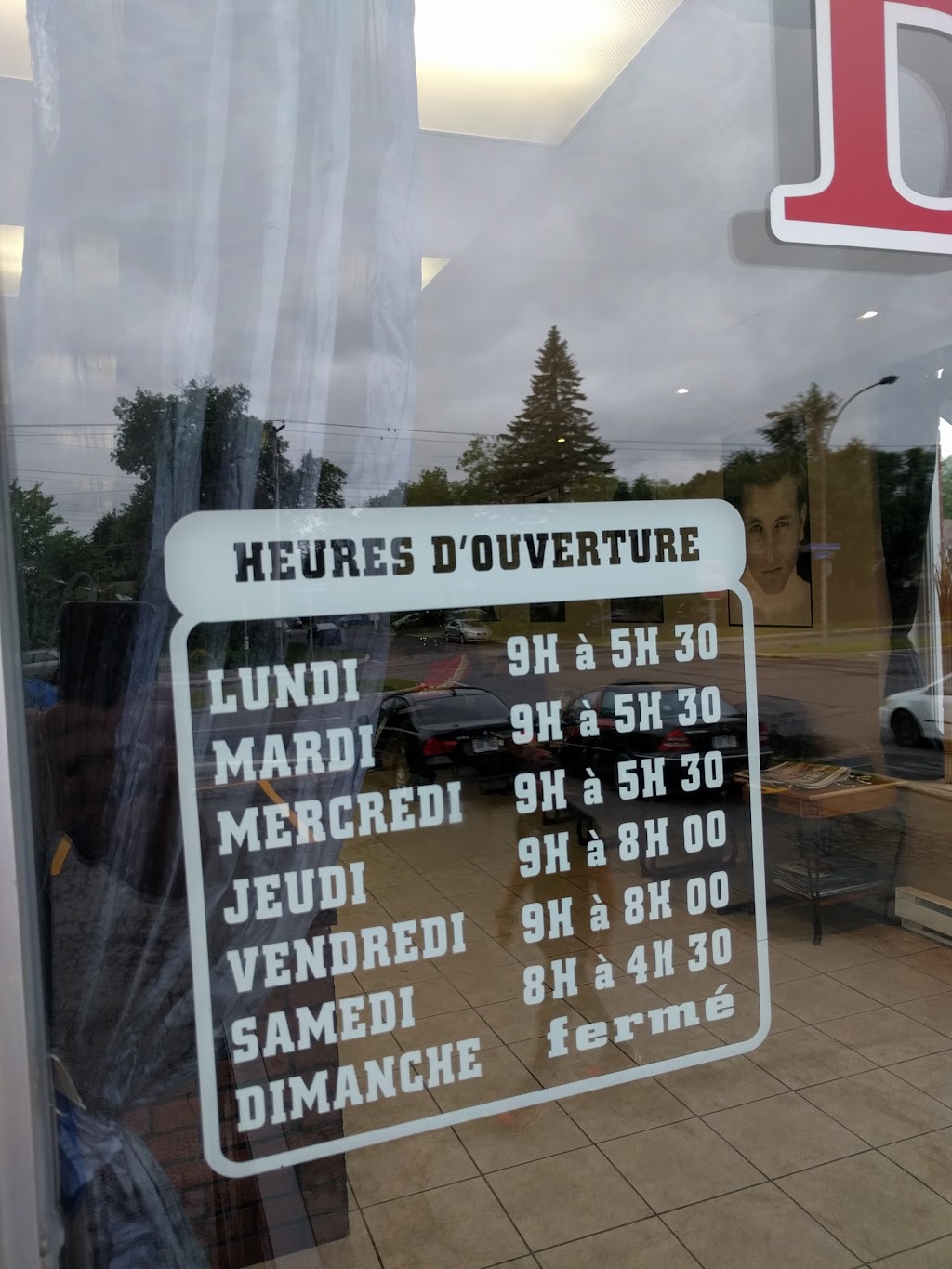 Les Barbieres De Vimont | 53 a Boulevard Bellerose E, Laval, QC H7K 1S5, Canada | Phone: (450) 669-0000