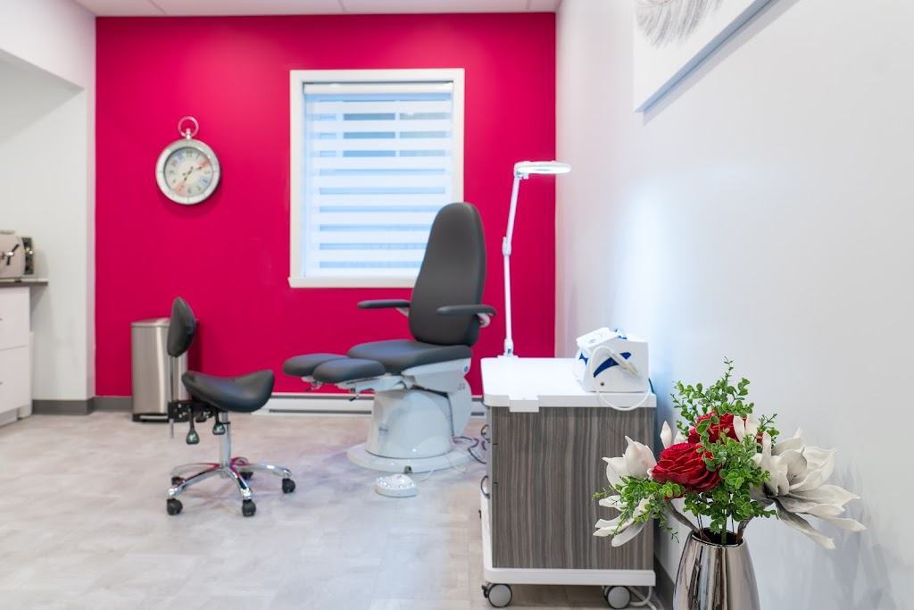 Soins Des Pieds Linda Cousineau | 742 Rue de la Madone, Mont-Laurier, QC J9L 1S9, Canada | Phone: (819) 440-9292