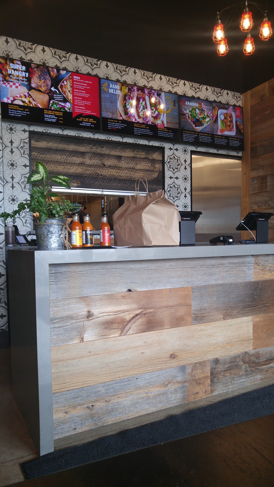 Hangry Chicken | 3450 Dundas St Unit B6, Burlington, ON L7M 4B8, Canada | Phone: (905) 336-1818