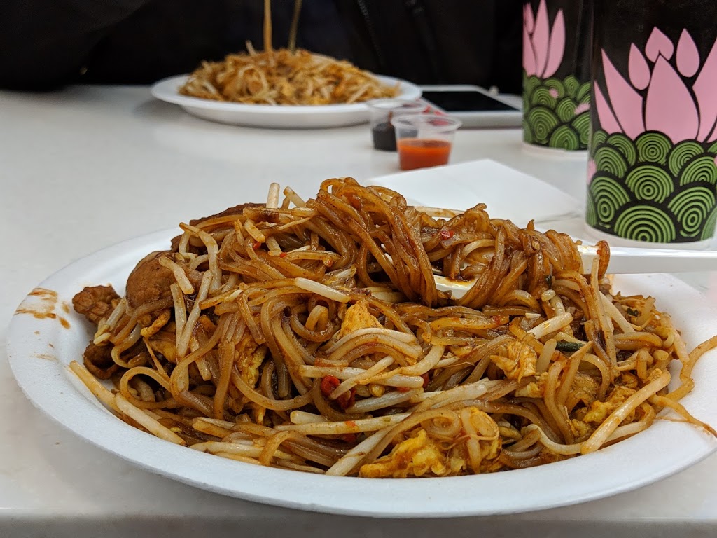 Thai Express | CF Richmond Centre, 6551 No 3 Rd, Richmond, BC V6Y 2B6, Canada | Phone: (604) 270-8323