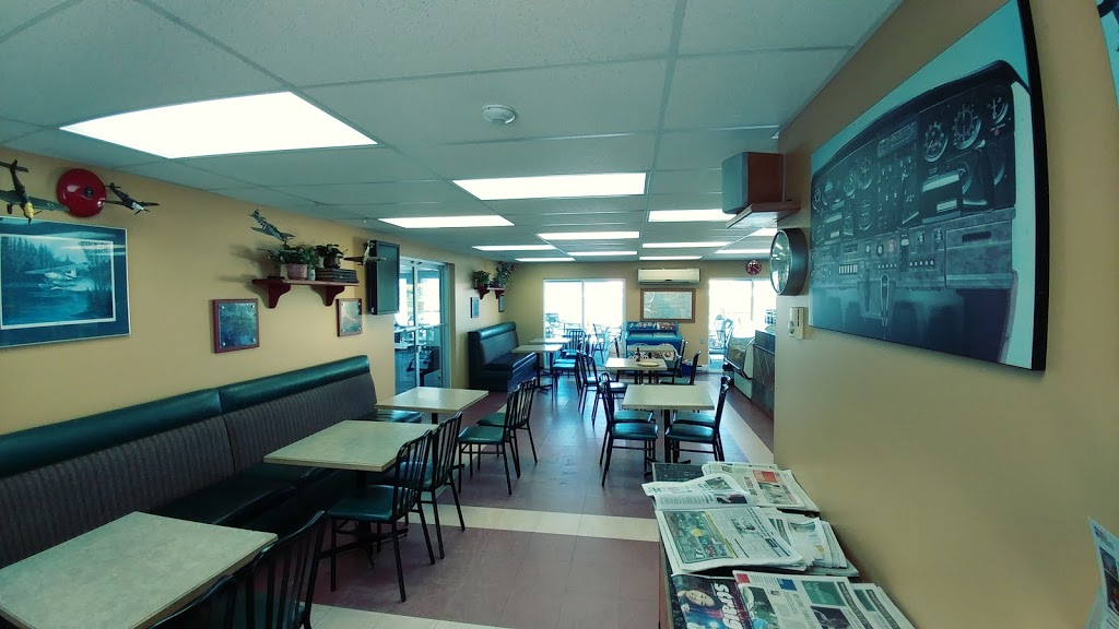 Runway Cafe | 18799 Airport Way #102, Pitt Meadows, BC V2W 6P3, Canada | Phone: (604) 460-8121