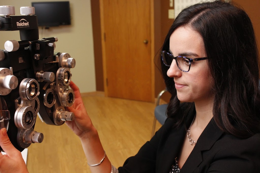 Embrun Optometry Clinic | 19 Blais St, Embrun, ON K0A 1W0, Canada | Phone: (613) 443-5550
