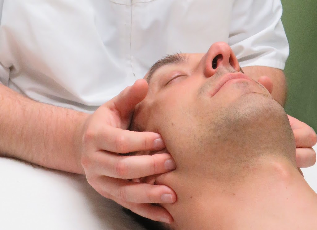 Ostéopathie Rémy Pelletier | 435 Boulevard Curé-Labelle #214, Laval, QC H7V 2S8, Canada | Phone: (438) 763-9300