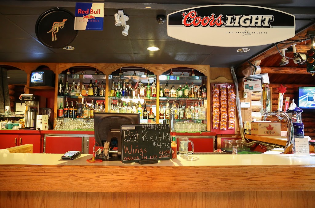 Cultus Lake Pub | 3696 Columbia Valley Hwy, Cultus Lake, BC V2R 5A5, Canada | Phone: (604) 858-5615