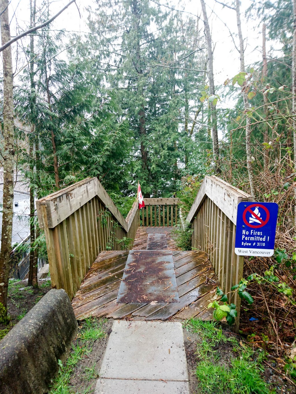 Citrus Park | 8480 Citrus Wynd, West Vancouver, BC V7W 3H1, Canada