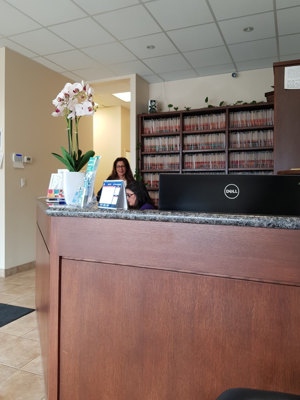 Kingsridge Medical Centre | 2015 Kingsridge Dr #2, Oakville, ON L6M 4Y7, Canada | Phone: (905) 827-3006