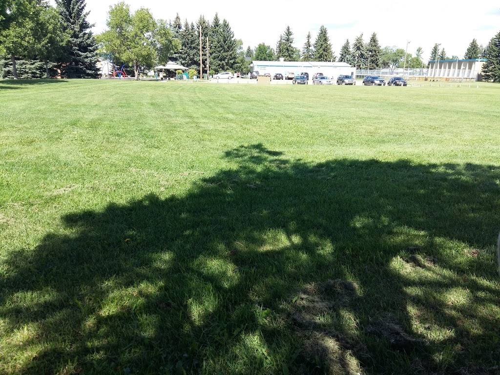 Fulton Place Park | Northeast Edmonton, Edmonton, AB T6A, Canada