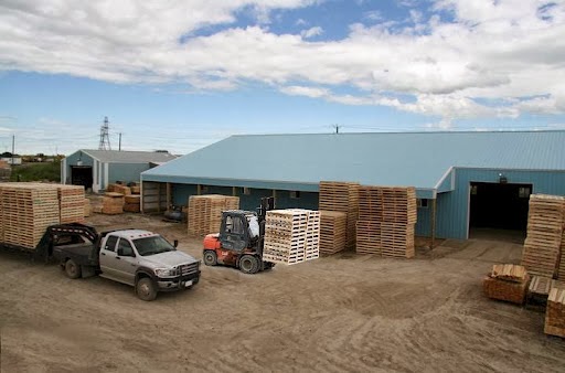 Calgary Pallet Inc | 9770 114 Ave SE, Calgary, AB T3S 0A4, Canada | Phone: (403) 236-1945