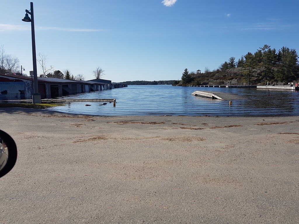 Muskoka Wharf Rentals | 295 Steamship Bay Rd, Gravenhurst, ON P1P 1Z9, Canada | Phone: (705) 205-7433