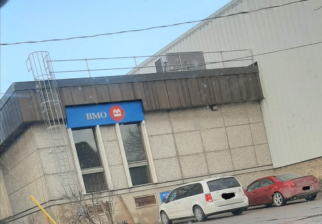 BMO Bank of Montreal | 4 Dundas St E, Napanee, ON K7R 1H6, Canada | Phone: (613) 354-3327