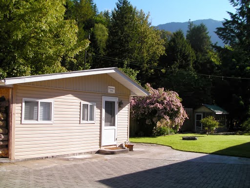 Riverbend Guest House B&B | 50691 OByrne Road, Chilliwack, BC V4Z 1B5, Canada | Phone: (604) 769-3474