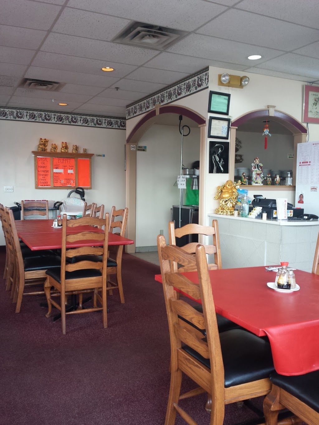 HOLAN KITCHEN | 170 Main St, Sackville, NB E4L 4B4, Canada | Phone: (506) 536-2211
