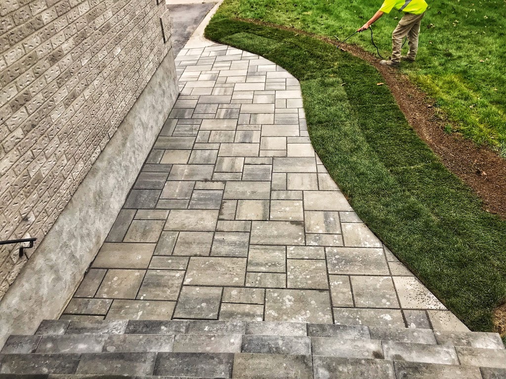 Extreme Landscape and Construction | 778 Bush Rd, Elgin, ON K0G 1E0, Canada | Phone: (613) 532-5057