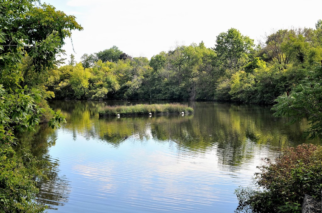 Lake Wabukayne Park | 2584 Lake Wabukayne Trail, Mississauga, ON L5N, Canada