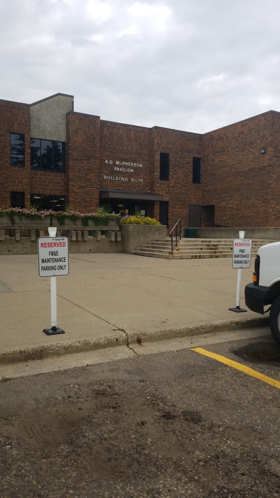 A.D MacPherson Pavillion Building 10 | 6A8, Alberta Hospital Rd NW, Edmonton, AB T5Y 6A8, Canada | Phone: (780) 342-5555