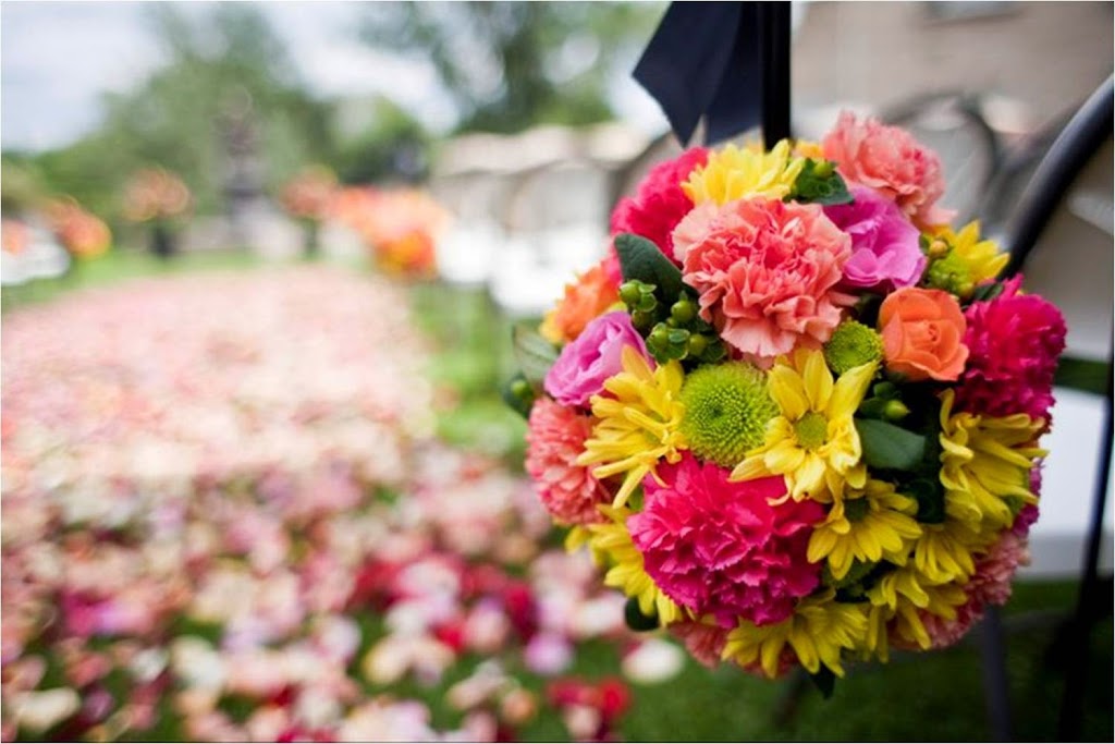 Awesome-Blossoms | 182 Merritt St, Ingersoll, ON N5C 3A3, Canada | Phone: (519) 425-0512