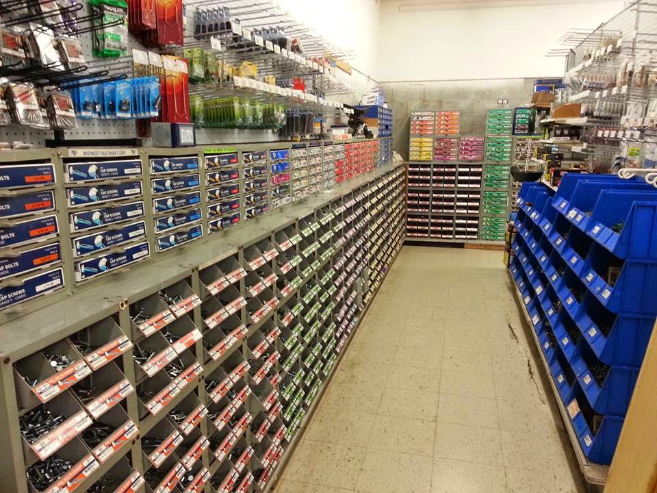 Warrens Village Hardware | 185 Portage Rd, Lewiston, NY 14092, USA | Phone: (716) 754-2301