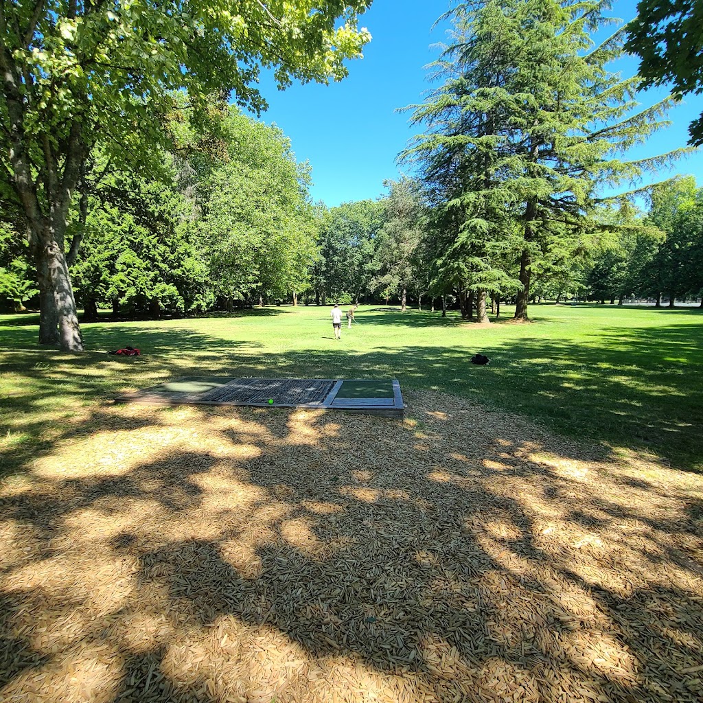West Richmond Pitch & Putt Golf Course | point of interest | 9751 Pendleton Rd, Richmond, BC V7E 4M1, Canada | 6042047888 OR +1 604-204-7888