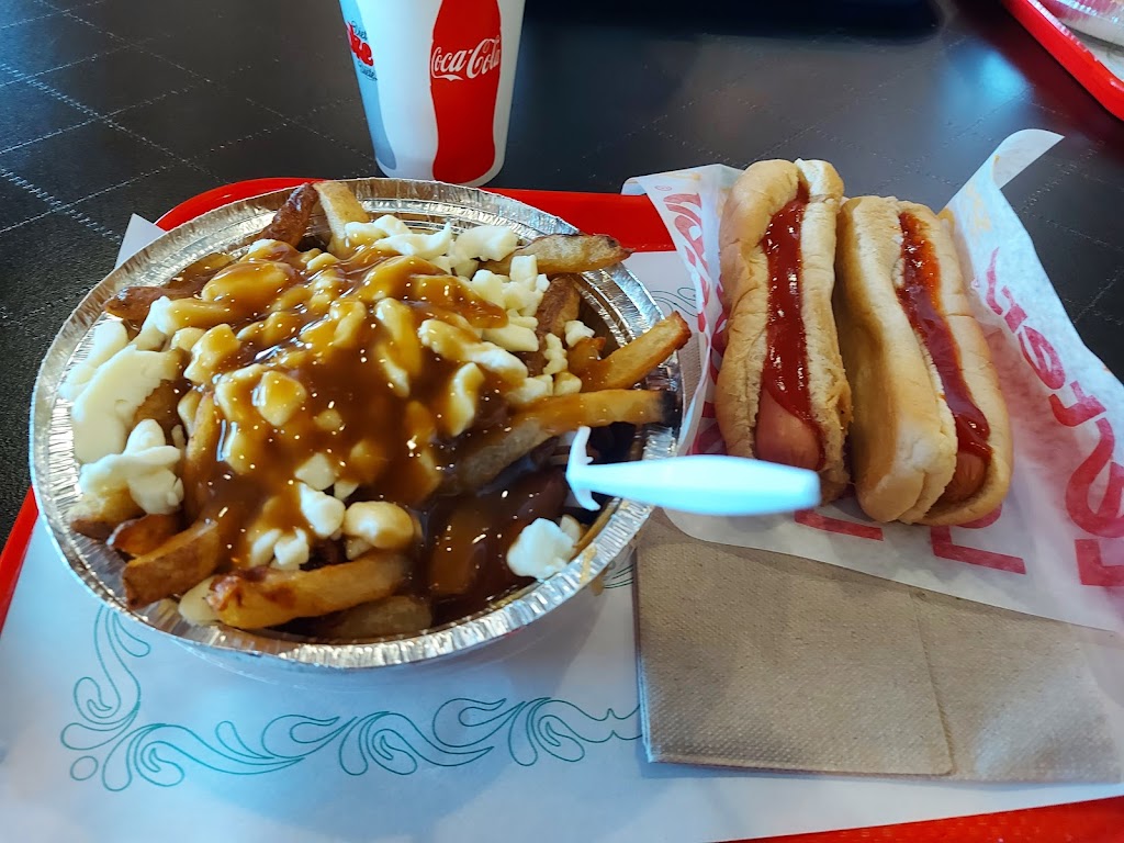 Lesters Deli Express | 222 Mnt de Liesse, Saint-Laurent, QC H4T 1N8, Canada | Phone: (514) 737-1114