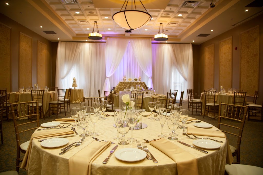 Savoy Event Venue - byPeterandPauls.com | 7255 Warden Ave., Markham, ON L3R 1B4, Canada | Phone: (905) 752-2700
