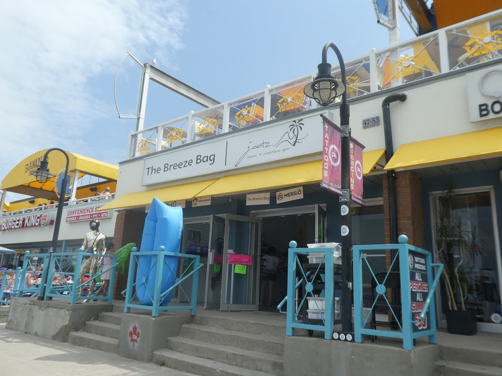 The Breeze Bag | 93 Beach Dr, Wasaga Beach, ON L9Z 2K2, Canada | Phone: (905) 327-9955