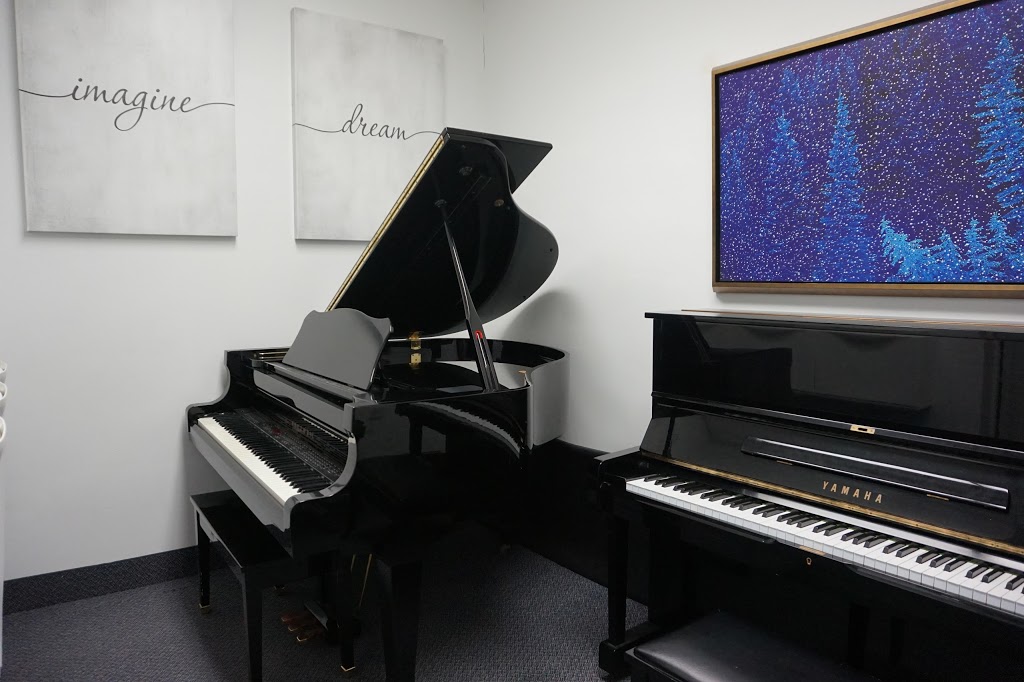 Wandering Minstrel Music School | 16 Main St, Mississauga, ON L5M 1X3, Canada | Phone: (905) 542-3299