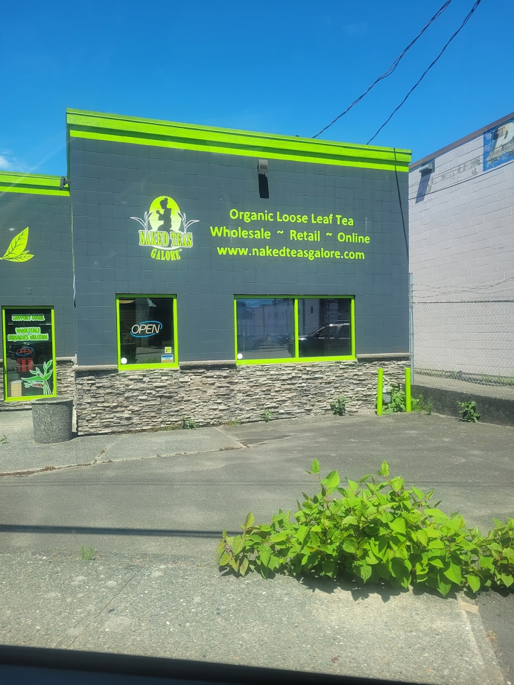 Naked Teas Galore Inc. | 20245 Industrial Ave, Langley, BC V3A 4K6, Canada | Phone: (604) 539-8327