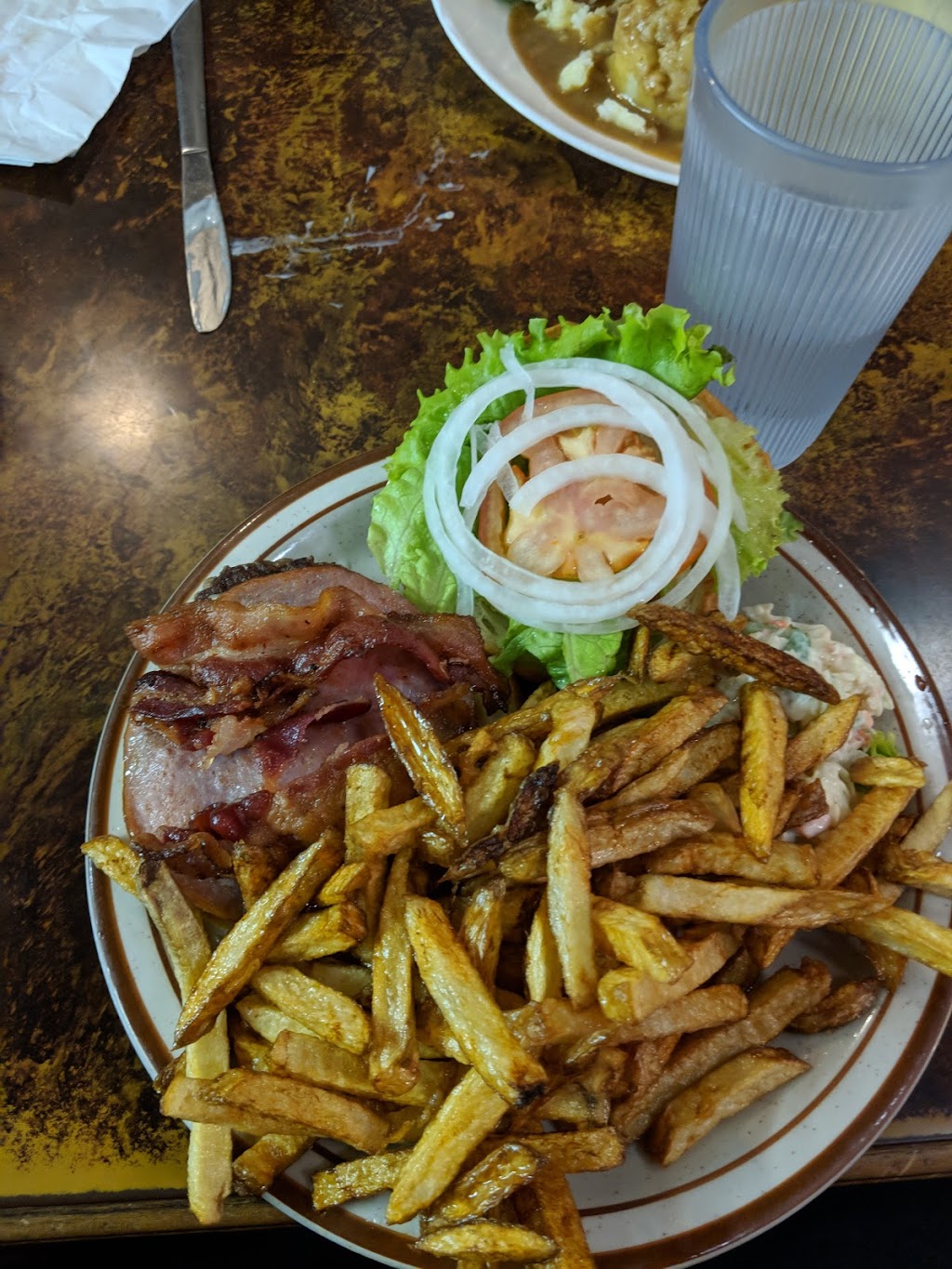 Canyon Alpine Restaurant | 50580 Trans Canada Hwy, Boston Bar, BC V3G 2W1, Canada | Phone: (604) 867-9339
