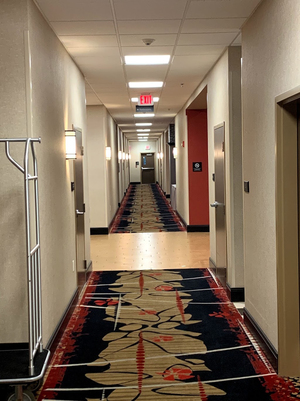 Hampton Inn by Hilton Chilliwack | 8050 Lickman Rd, Chilliwack, BC V2R 0Y3, Canada | Phone: (604) 392-4667