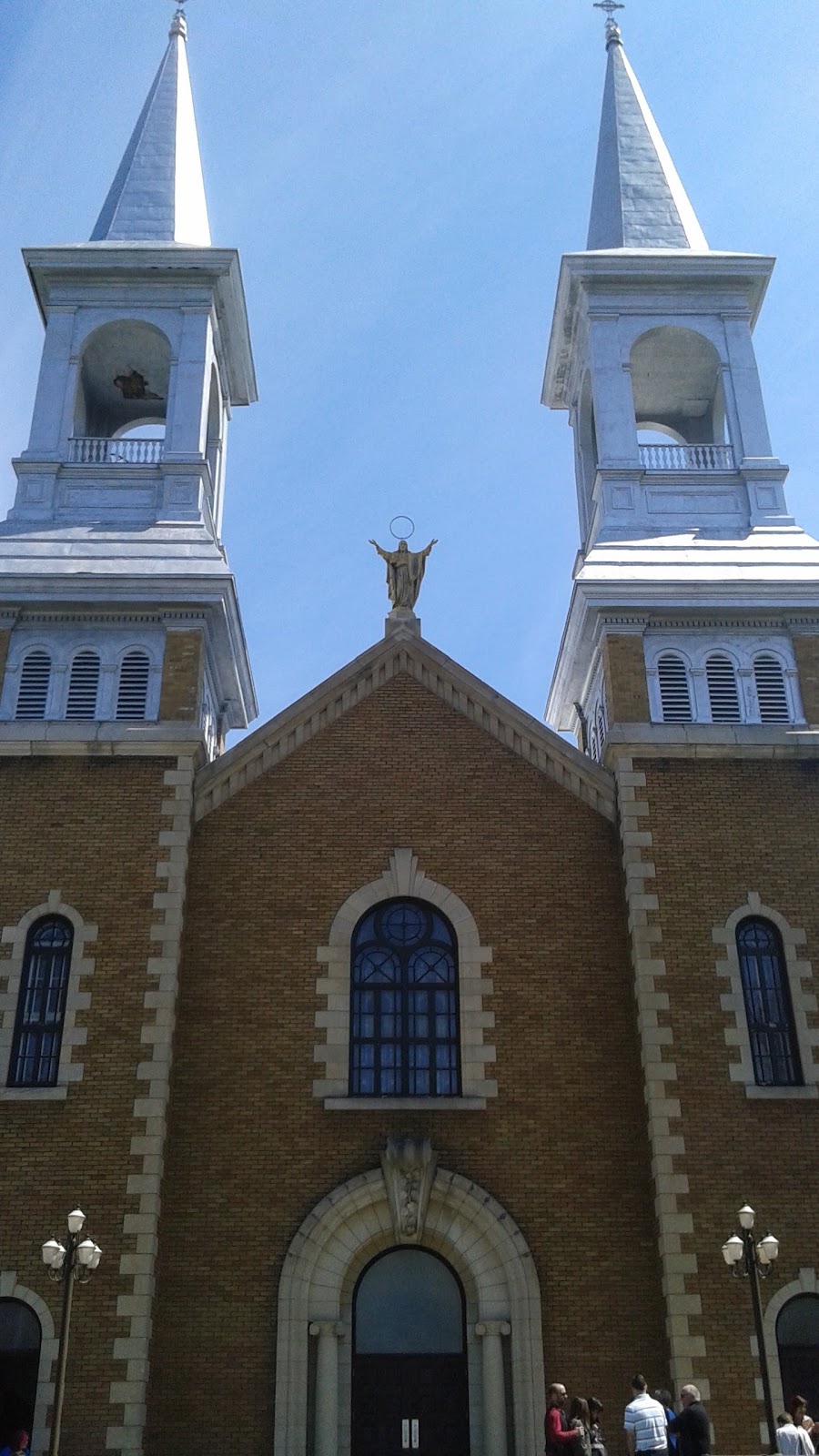 Paroisse Sacré-Coeur De Bourget | 3765 Champlain Rd, Bourget, ON K0A 1E0, Canada | Phone: (613) 487-2224