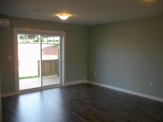Garden Townhomes | 299 Pope Rd #295, Summerside, PE C1N 5Y2, Canada | Phone: (902) 918-5477