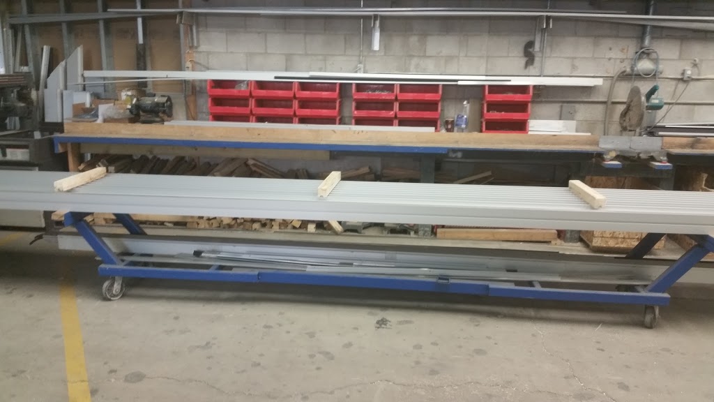 Barrie Regional Glass | 438 Dunlop St W, Barrie, ON L4N 1C3, Canada | Phone: (705) 721-5309