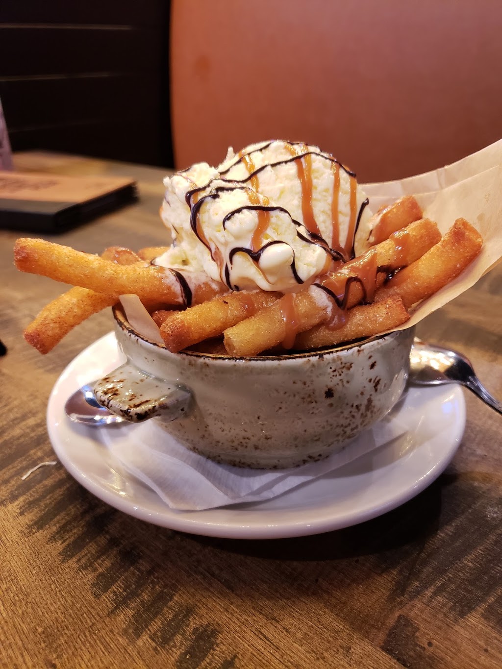 Kelseys Original Roadhouse | 805 Wonderland Rd S, London, ON N6K 2Y5, Canada | Phone: (519) 668-1105