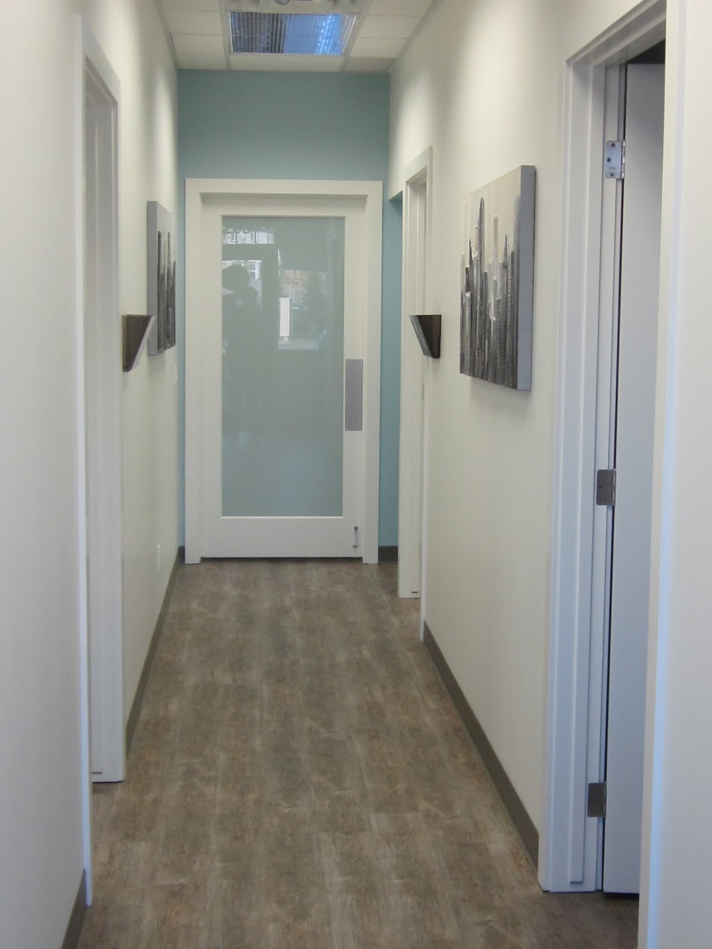 Blue Fern Denture Clinic | 1 Midtown Blvd SW #203, Airdrie, AB T4B 4E7, Canada | Phone: (403) 980-0144