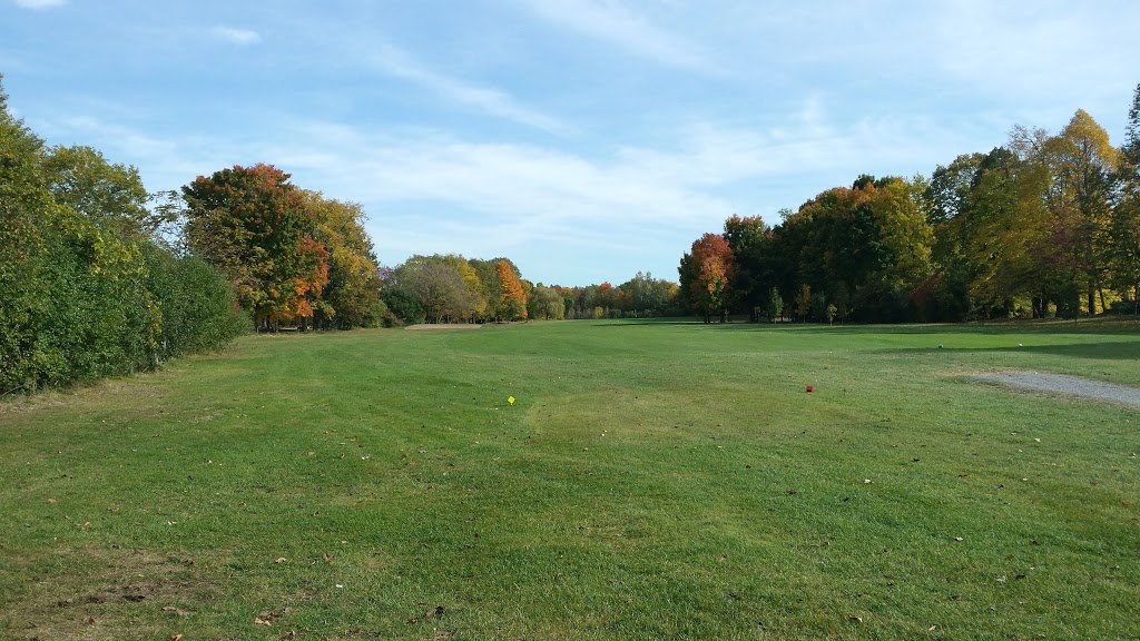Club de Golf Belle Vue | 880 Boulevard de Léry, Léry, QC J6N 1B7, Canada | Phone: (450) 692-8201