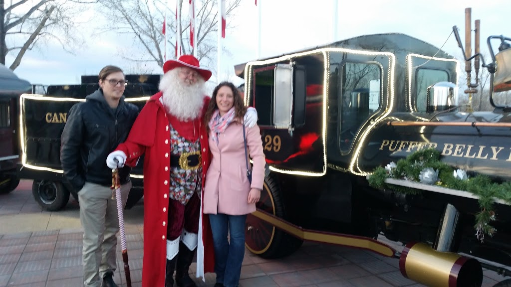 Santa D Claus | 22 Marbrooke Cir NE, Calgary, AB T2A 2W4, Canada | Phone: (403) 726-8200