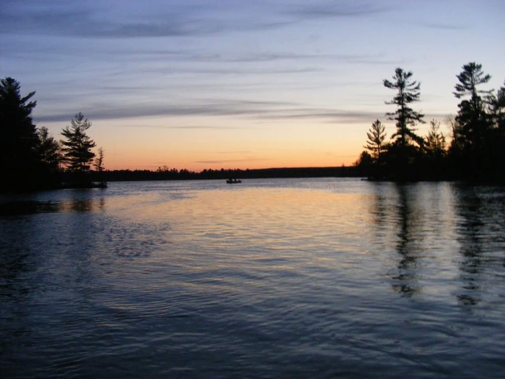 Lovesick Lake Restaurant | 4738 ON-28, Lakefield, ON K0L 2H0, Canada | Phone: (877) 654-3587