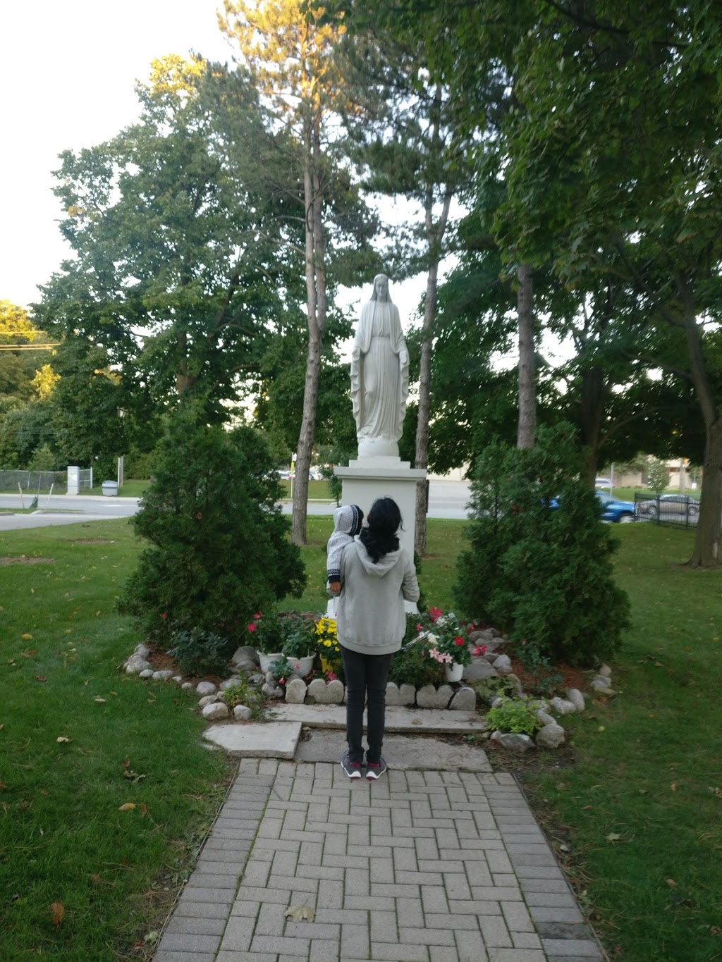Saint Boniface Catholic Church | 21 Markanna Dr, Scarborough, ON M1M 2H9, Canada | Phone: (416) 261-5983